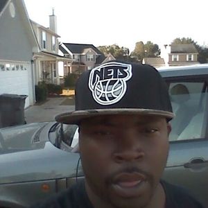 Meet your Posher, Bee